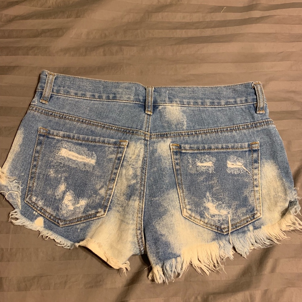 Shorts - Picture 2 of 2